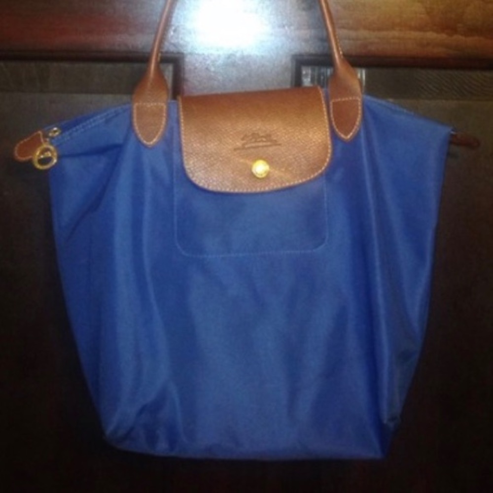 Small longchamp in great condition make an offer!!